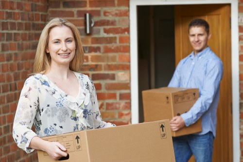 Barnsbury van moving service with clear pricing for local household transport