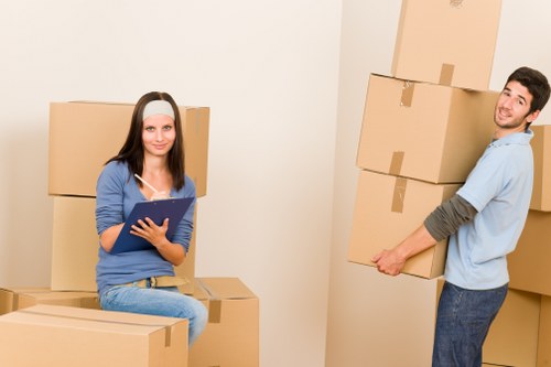 Careful moving service for Barnsbury homes and storage collections